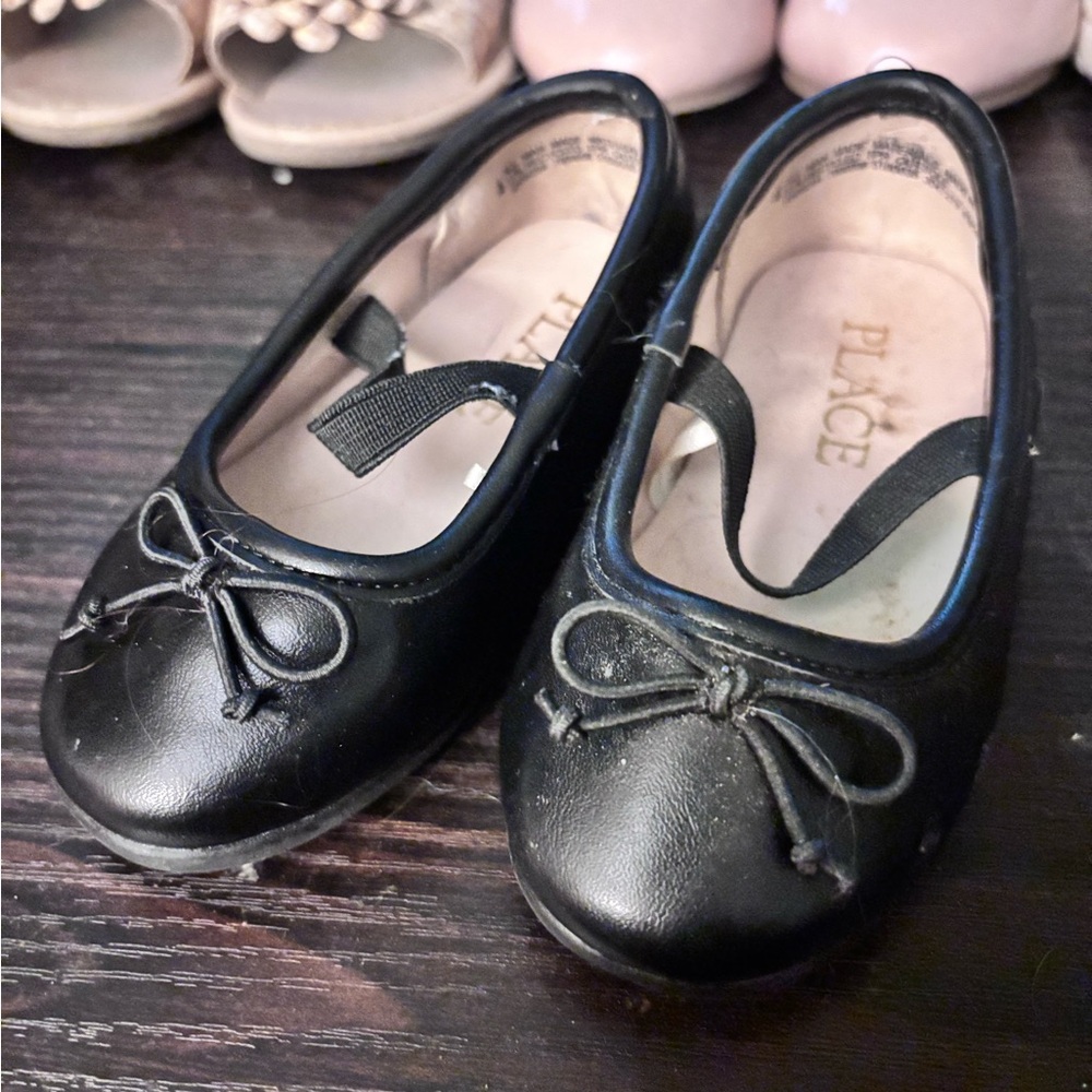 Place Classic Black Kids Dress Shoes